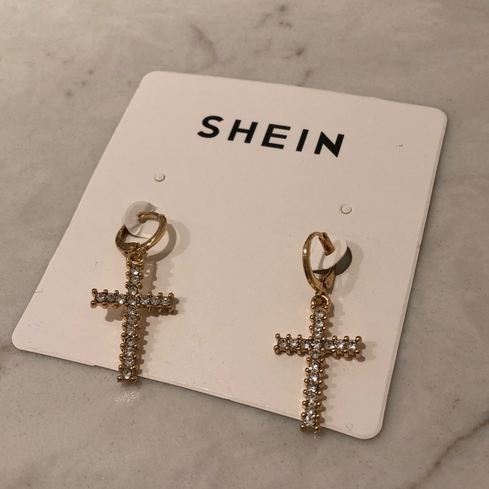 SHEIN cross huggies